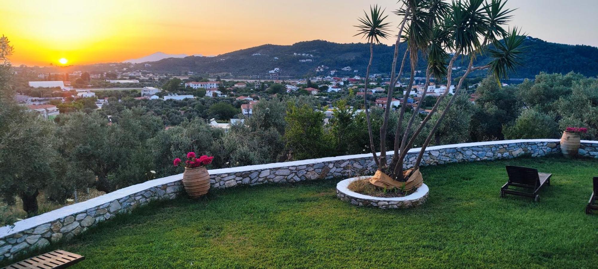 Villa Philosophia - Philos Città di Skiathos Esterno foto